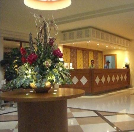 Amans Hotel Ambon Eksteriør billede